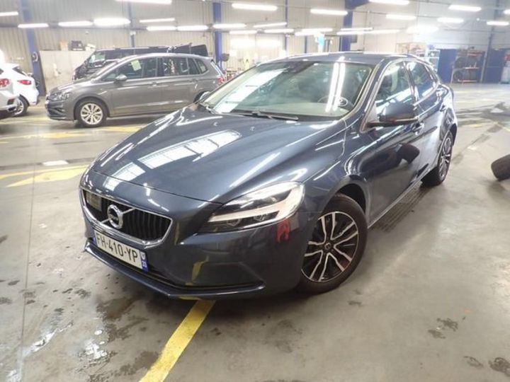 VOLVO V40 2019 yv1mv72v0k2606436