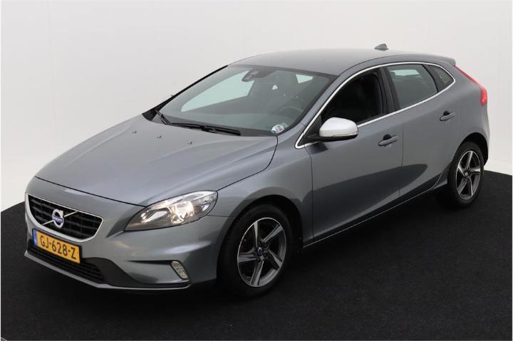 VOLVO V40 2015 yv1mv7431g2278118