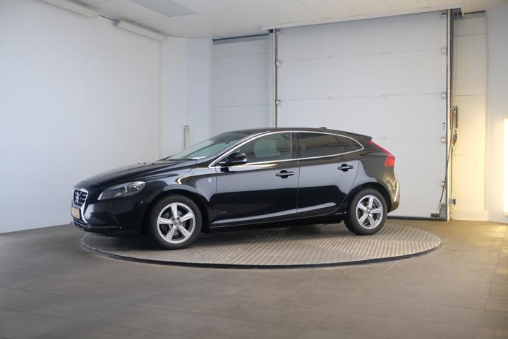 VOLVO V40 2015 yv1mv7431g2278607