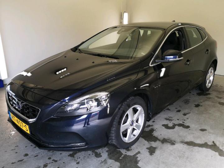 VOLVO V40 2015 yv1mv7431g2283227