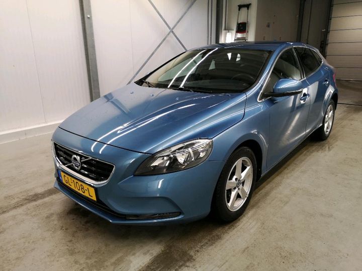 VOLVO V40 2015 yv1mv7431g2283286