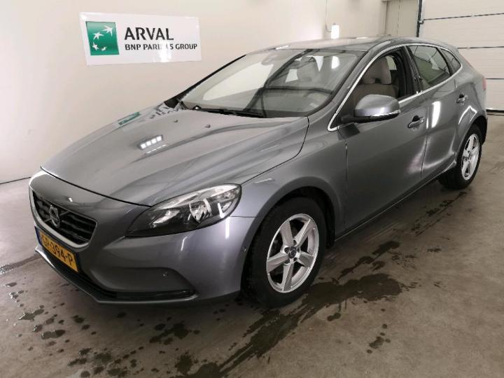 VOLVO V40 2015 yv1mv7431g2285819