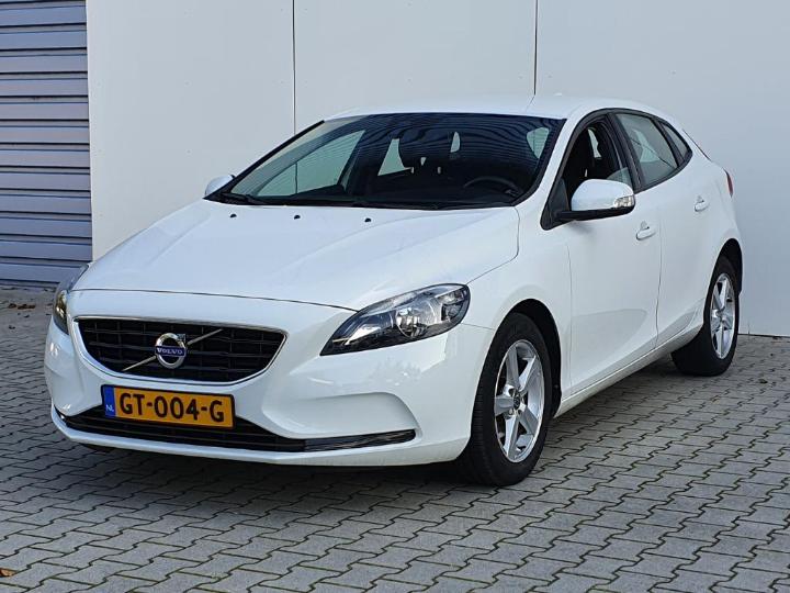 VOLVO V40 2015 yv1mv7431g2285942