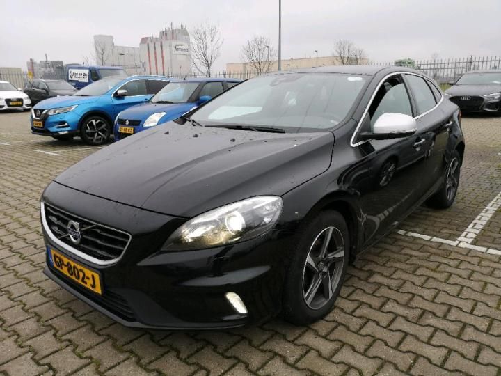 VOLVO V40 2015 yv1mv7431g2286294