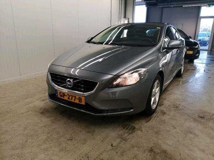 VOLVO V40 2015 yv1mv7431g2286657