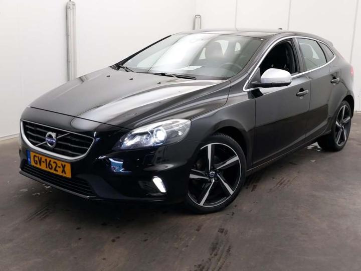 VOLVO V40 2015 yv1mv7431g2286841