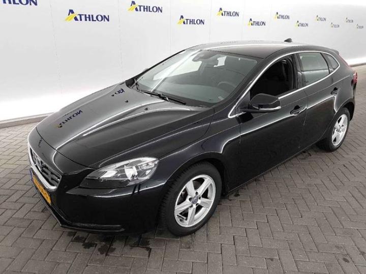 VOLVO V40 2015 yv1mv7431g2287065