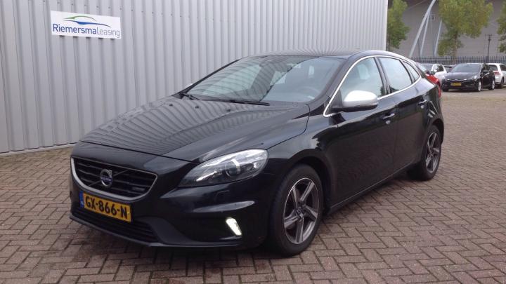 VOLVO V40 2015 yv1mv7431g2287163