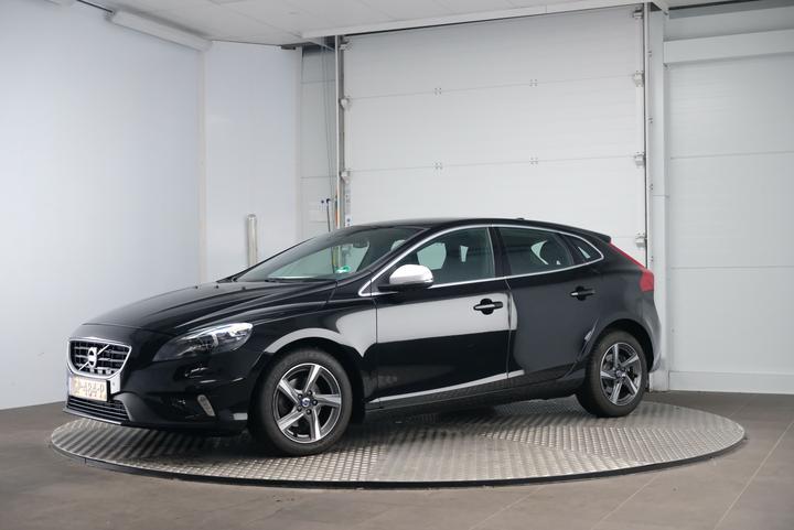 VOLVO V40 2015 yv1mv7431g2287333