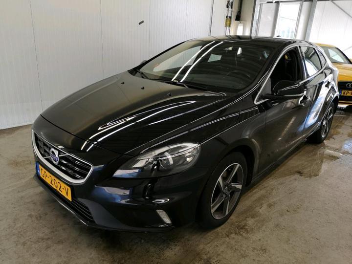 VOLVO V40 2015 yv1mv7431g2287402