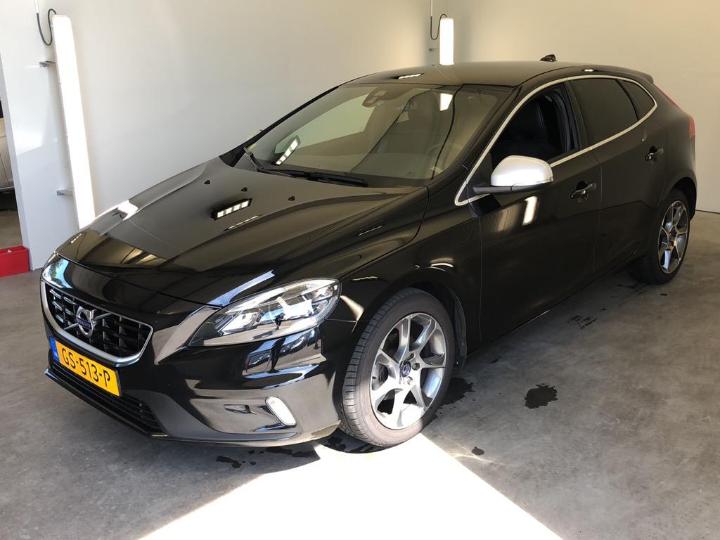 VOLVO V40 2015 yv1mv7431g2287477