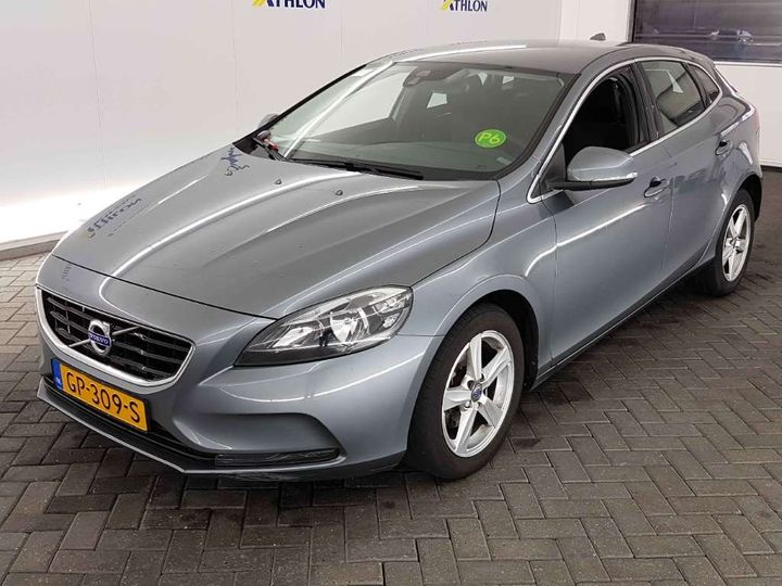 VOLVO V40 2015 yv1mv7431g2287702