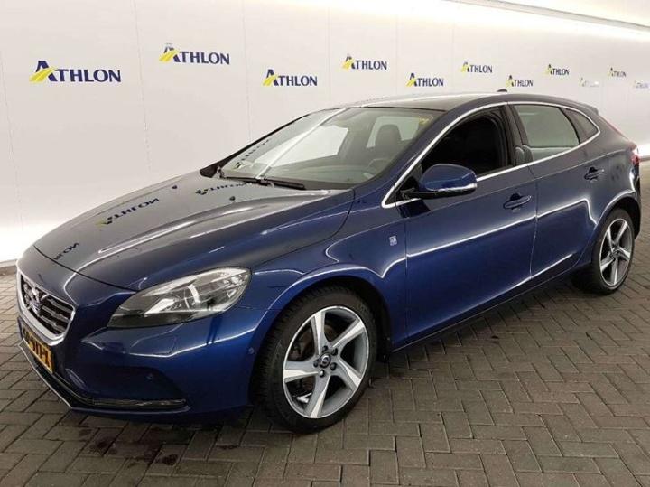 VOLVO V40 2015 yv1mv7431g2287829