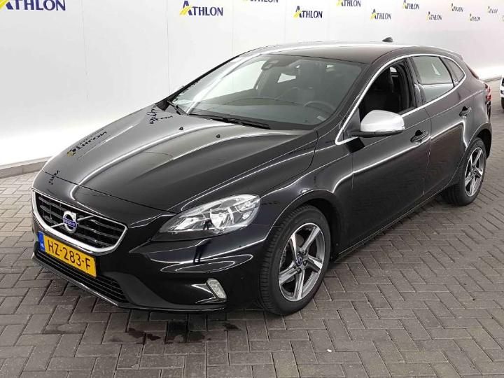 VOLVO V40 2015 yv1mv7431g2287968