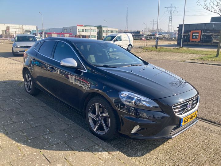 VOLVO V40 2015 yv1mv7431g2288216