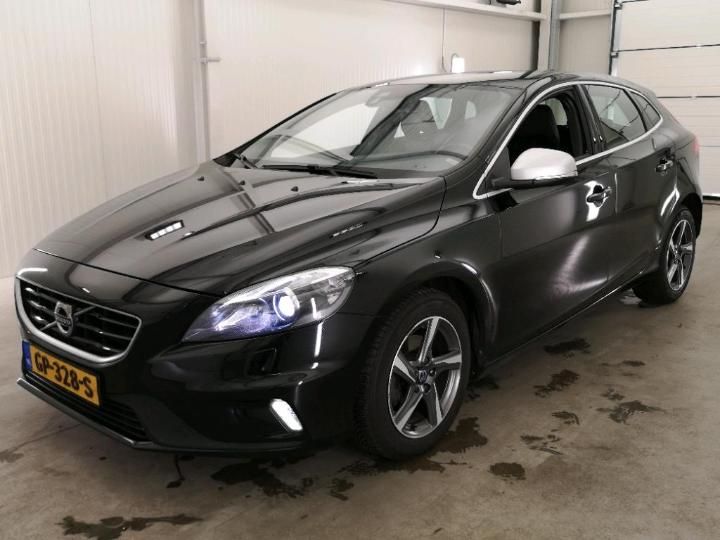 VOLVO V40 2015 yv1mv7431g2288303