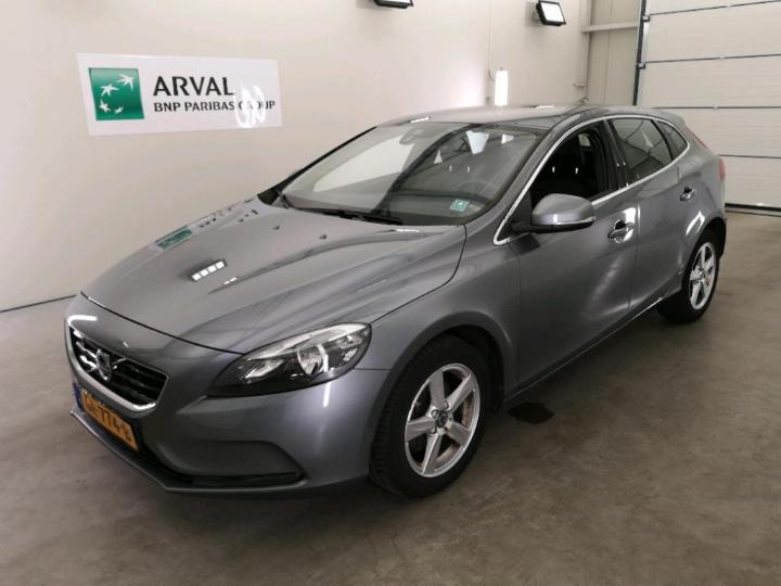 VOLVO V40 2015 yv1mv7431g2289209