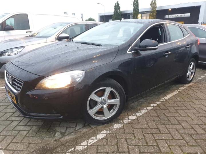 VOLVO V40 2015 yv1mv7431g2290534