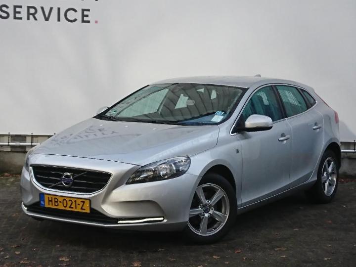 VOLVO V40 2015 yv1mv7431g2290790