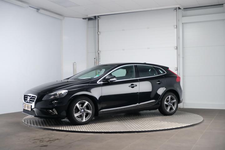 VOLVO V40 2015 yv1mv7431g2291015