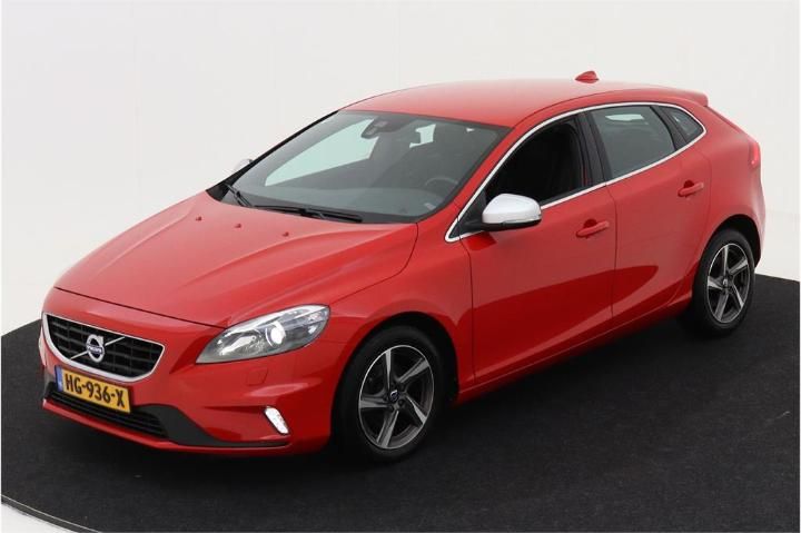 VOLVO V40 2015 yv1mv7431g2291914