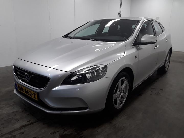 VOLVO V40 2015 yv1mv7431g2292459