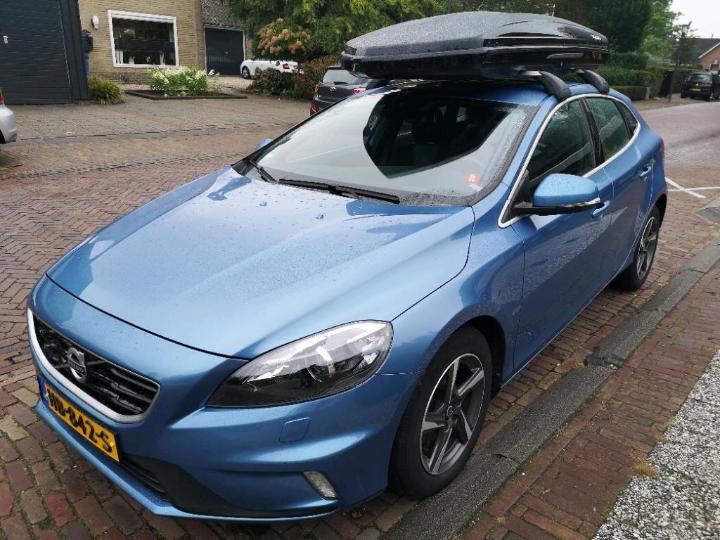 VOLVO V40 2015 yv1mv7431g2292797