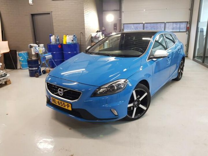 VOLVO V40 2015 yv1mv7431g2292978