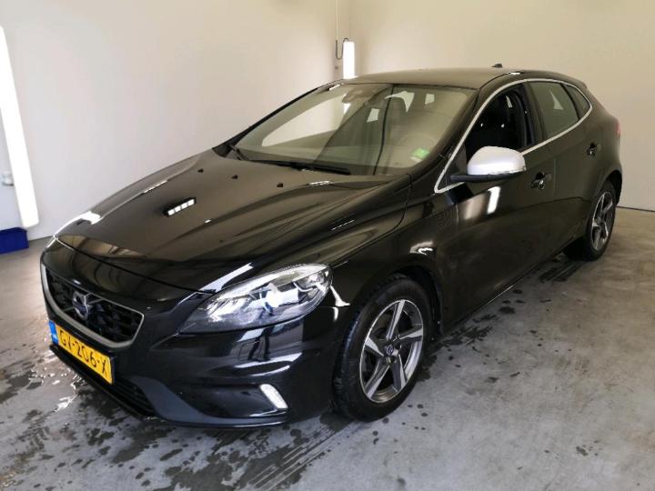 VOLVO V40 2015 yv1mv7431g2293742