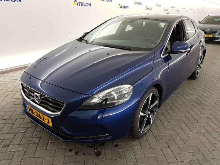 VOLVO V40 2015 yv1mv7431g2294277