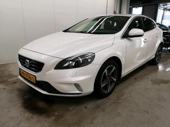 VOLVO V40 2015 yv1mv7431g2294286