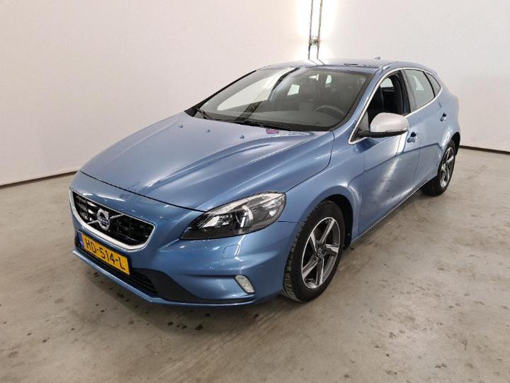 VOLVO V40 2015 yv1mv7431g2294653