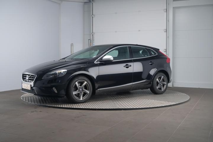 VOLVO V40 2015 yv1mv7431g2294841