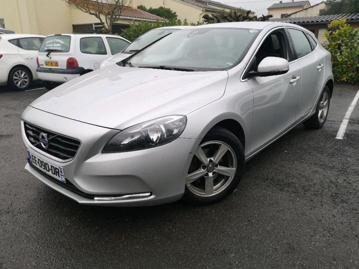 VOLVO V40 2016 yv1mv7431g2294846