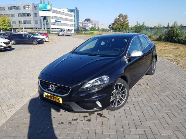 VOLVO V40 2015 yv1mv7431g2295352