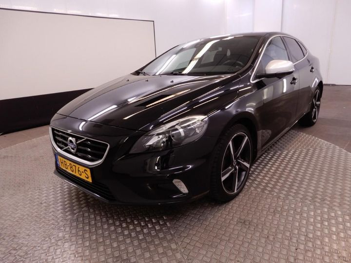 VOLVO V40 2015 yv1mv7431g2296513