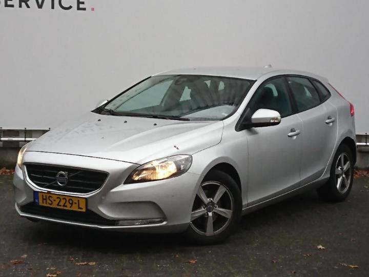 VOLVO V40 2015 yv1mv7431g2296610