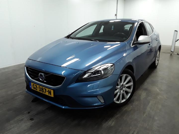 VOLVO V40 2015 yv1mv7431g2298161