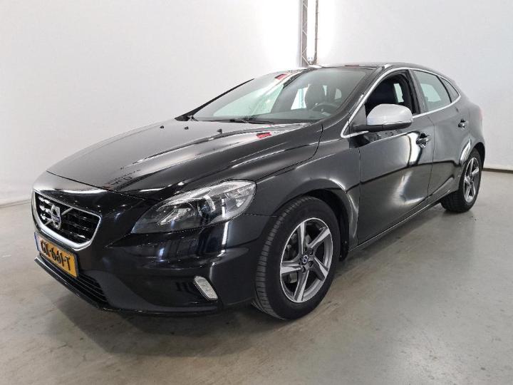 VOLVO V40 2015 yv1mv7431g2298236