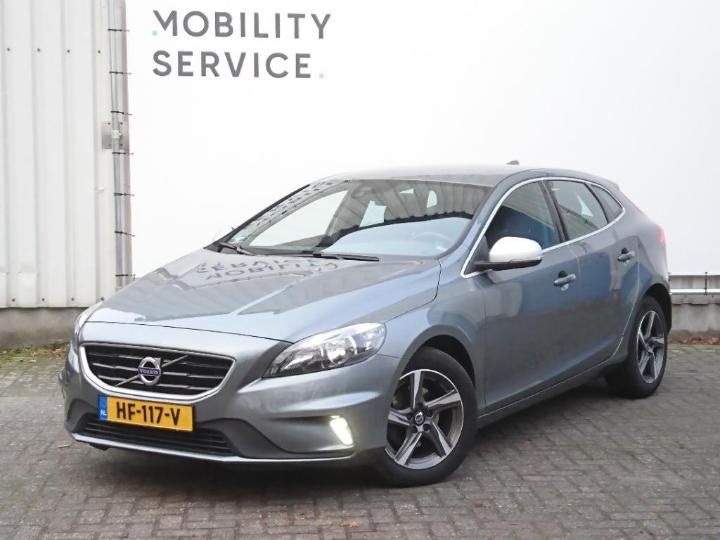 VOLVO V40 2015 yv1mv7431g2298345