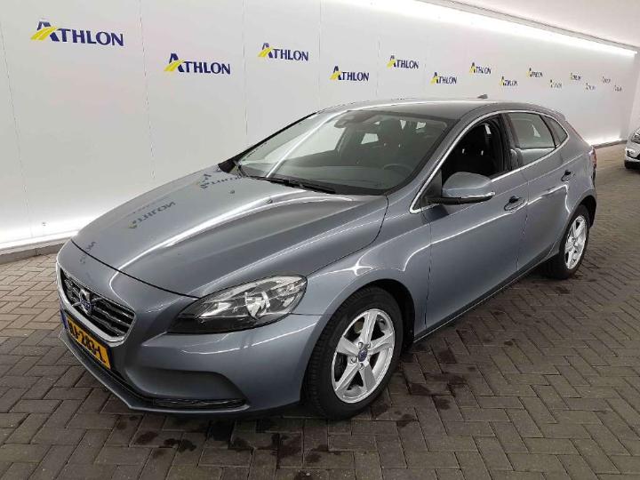 VOLVO V40 2015 yv1mv7431g2298609