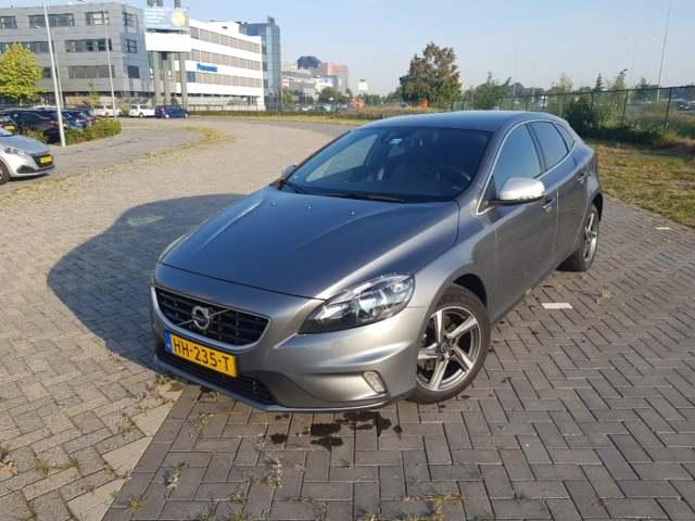 VOLVO V40 2015 yv1mv7431g2299007