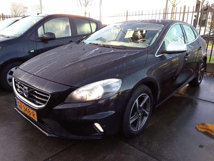 VOLVO V40 2015 yv1mv7431g2299701