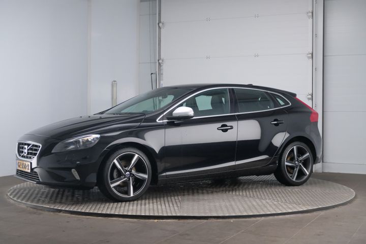 VOLVO V40 2015 yv1mv7431g2299921