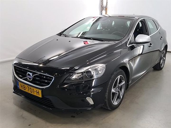 VOLVO V40 2015 yv1mv7431g2300101