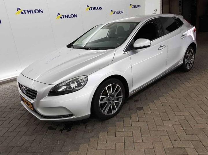 VOLVO V40 2015 yv1mv7431g2300746