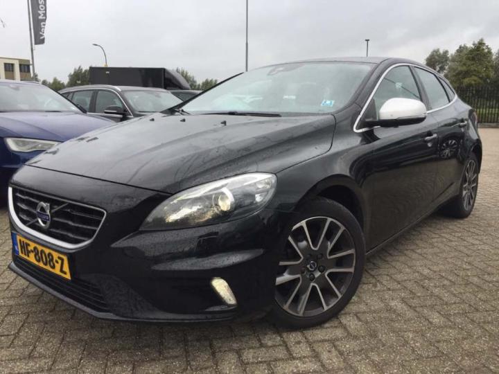 VOLVO V40 2015 yv1mv7431g2301282