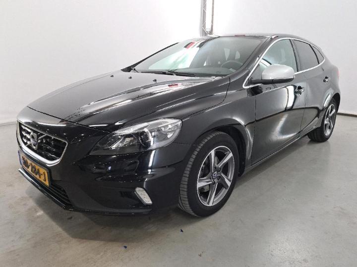 VOLVO V40 2015 yv1mv7431g2301432