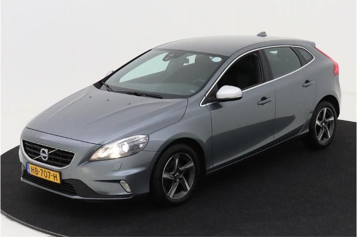 VOLVO V40 2015 yv1mv7431g2301446