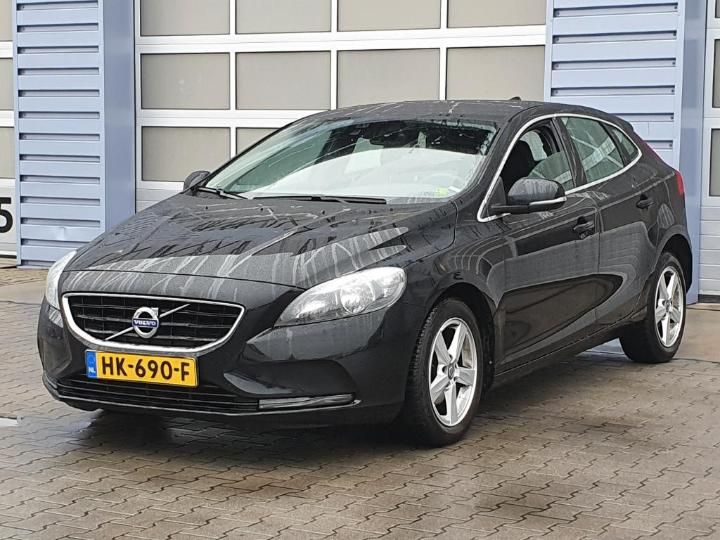 VOLVO V40 2015 yv1mv7431g2301835